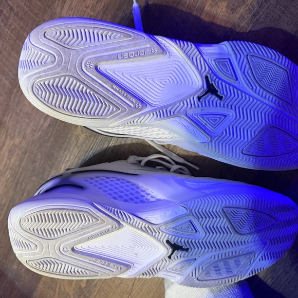 Jordan White and Purple Sneakers - Picture 2 of 3